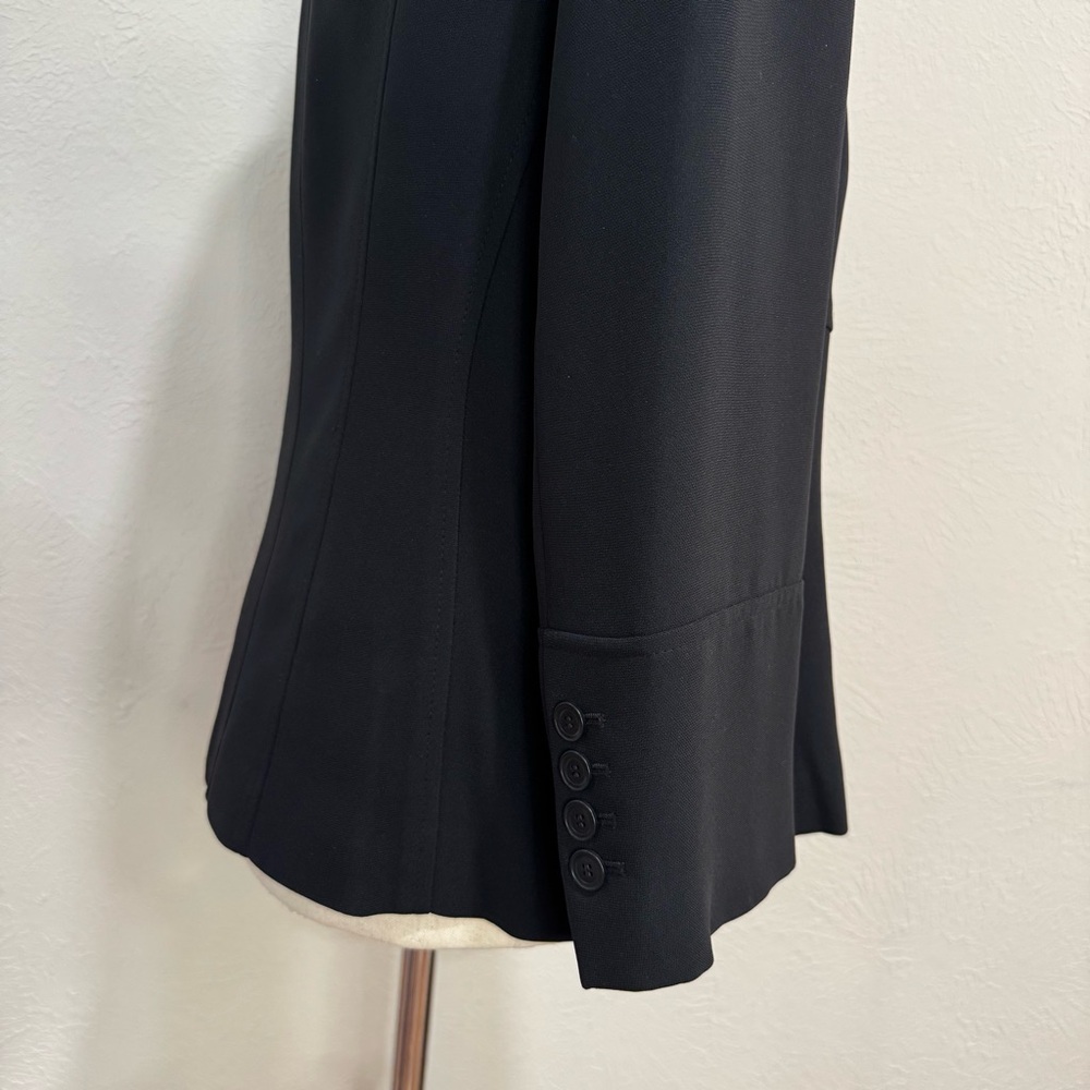 Ann Taylor LOFT Black Rounded-Collar Three-Button Blazer Size 12 - Picture 3 of 6